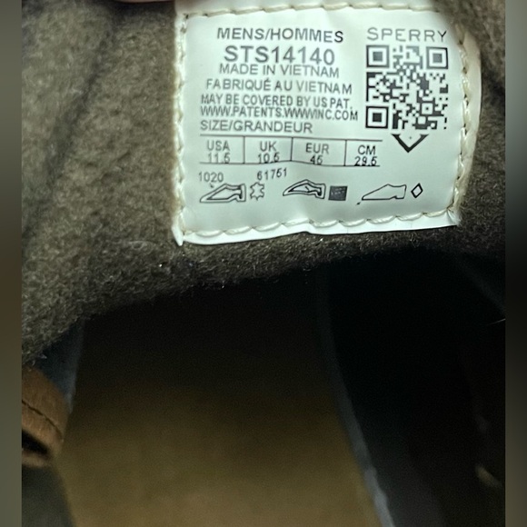 NWOT Men’s Waterproof Brewster Duck Boots
Size 11.5 - Picture 6 of 8